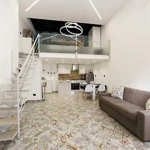  Apartamento House Aury Italia