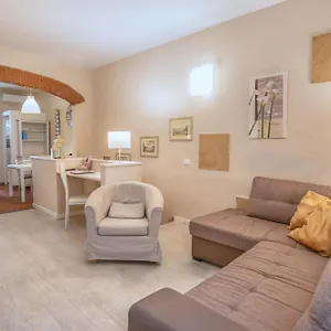  Apartamento In San Niccolo A Pochi Passi Da Ponte Vecchio Italia